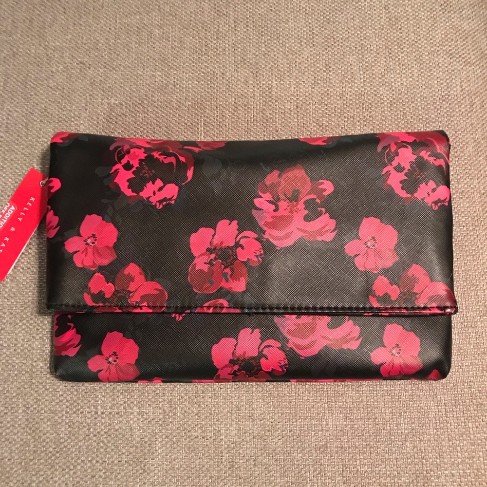 Kelly & Katie Clutch